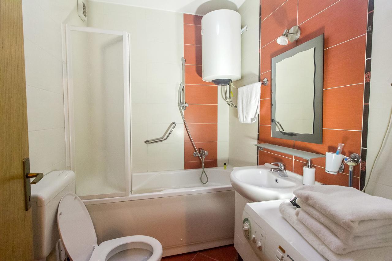 Apartamento Stan Na Dan Banja Luka Exterior foto